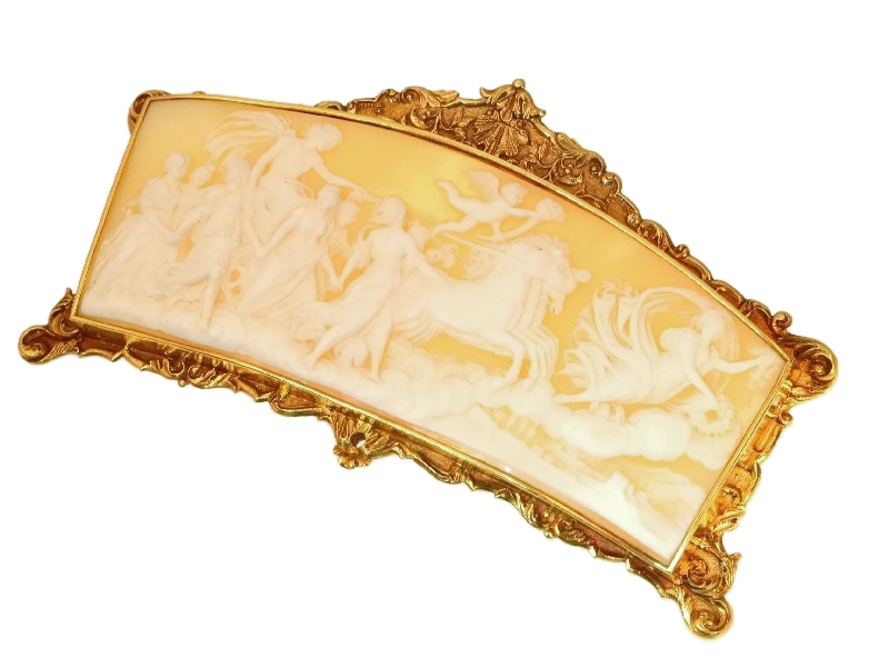 Superb Baroque style French cameo with gold mounting. A true collectors item! (image 4 of 16)